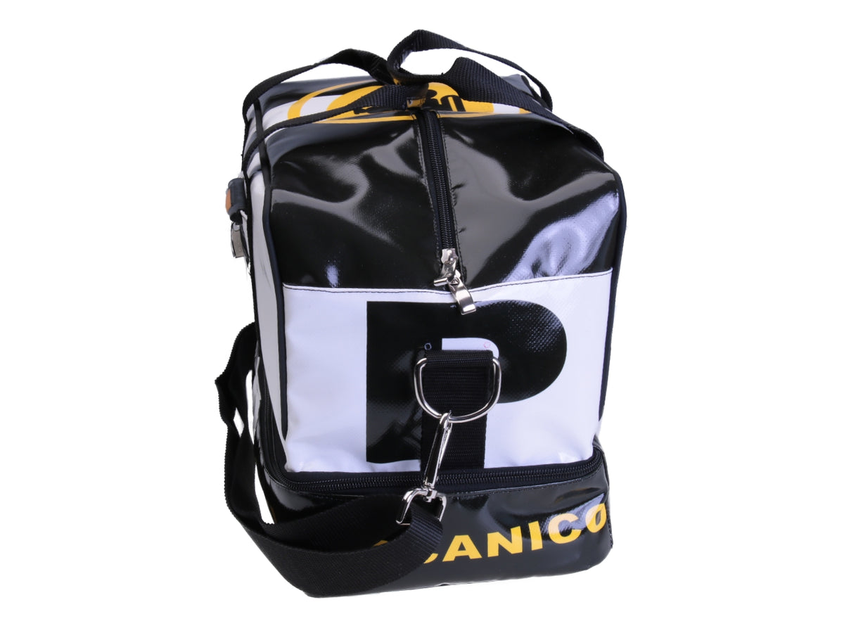 BORSA BAGAGLIO A MANO MISURE 40 X 20 X 25 CM. BIANCA E NERA. MODELLO FLYME IN TELONE CAMION.