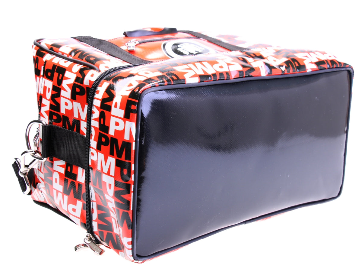 BORSA BAGAGLIO A MANO MISURE 40 X 20 X 25 CM. ROSSA FANTASIA LETTERING. MODELLO FLYME IN TELONE CAMION.