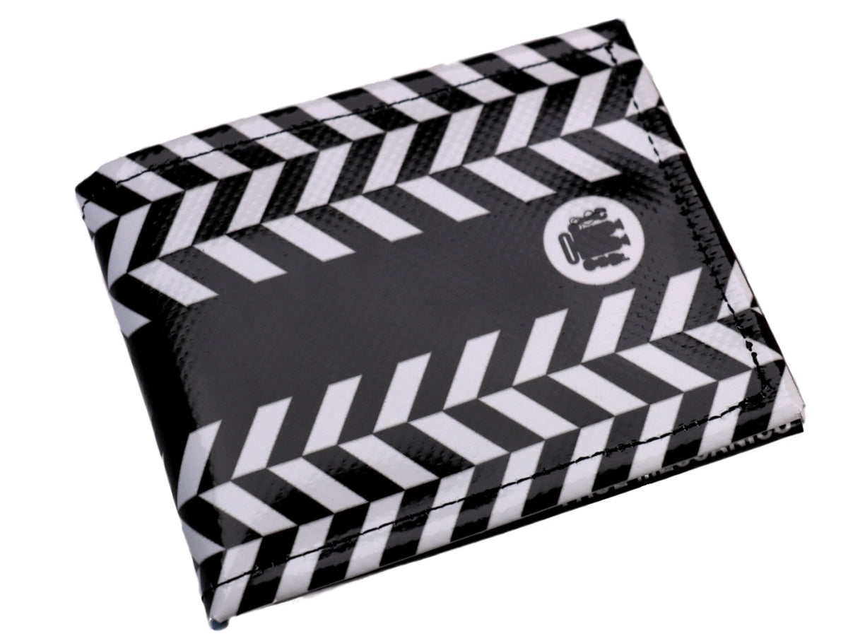 MEN&#39;S WALLET BLACK AND WHITE GEOMETRIC FANTASY. MODEL CRIK MADE OF LORRY TARPAULIN. - Limited Edition Paul Meccanico