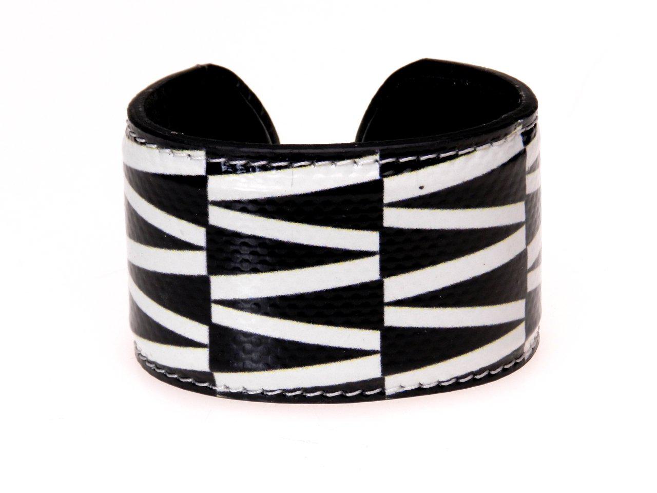 WOMAN BRACELET BLACK AND WHITE GEOMETRIC FANTASY. - Limited Edition Paul Meccanico