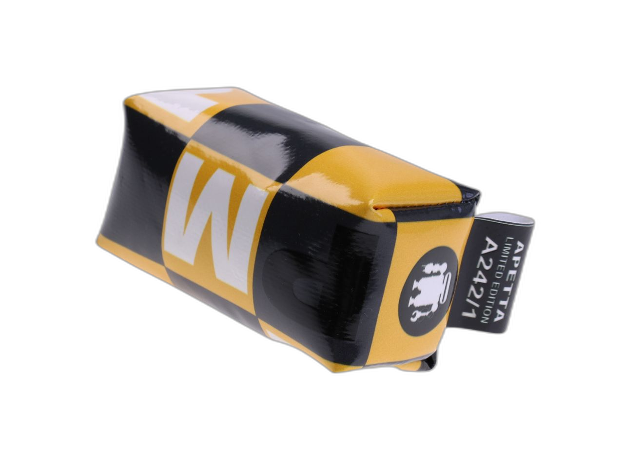 ...PENCIL CASE DESIGN KEYCHAIN BLACK AND YELLOW COLOURS WITH CHESS FANTASY.